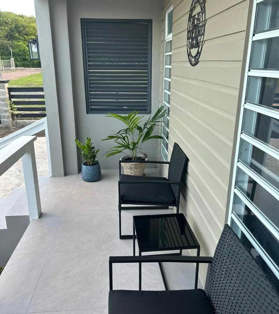 Xoop Homes - Ixora #1 St. John's Апартаменты