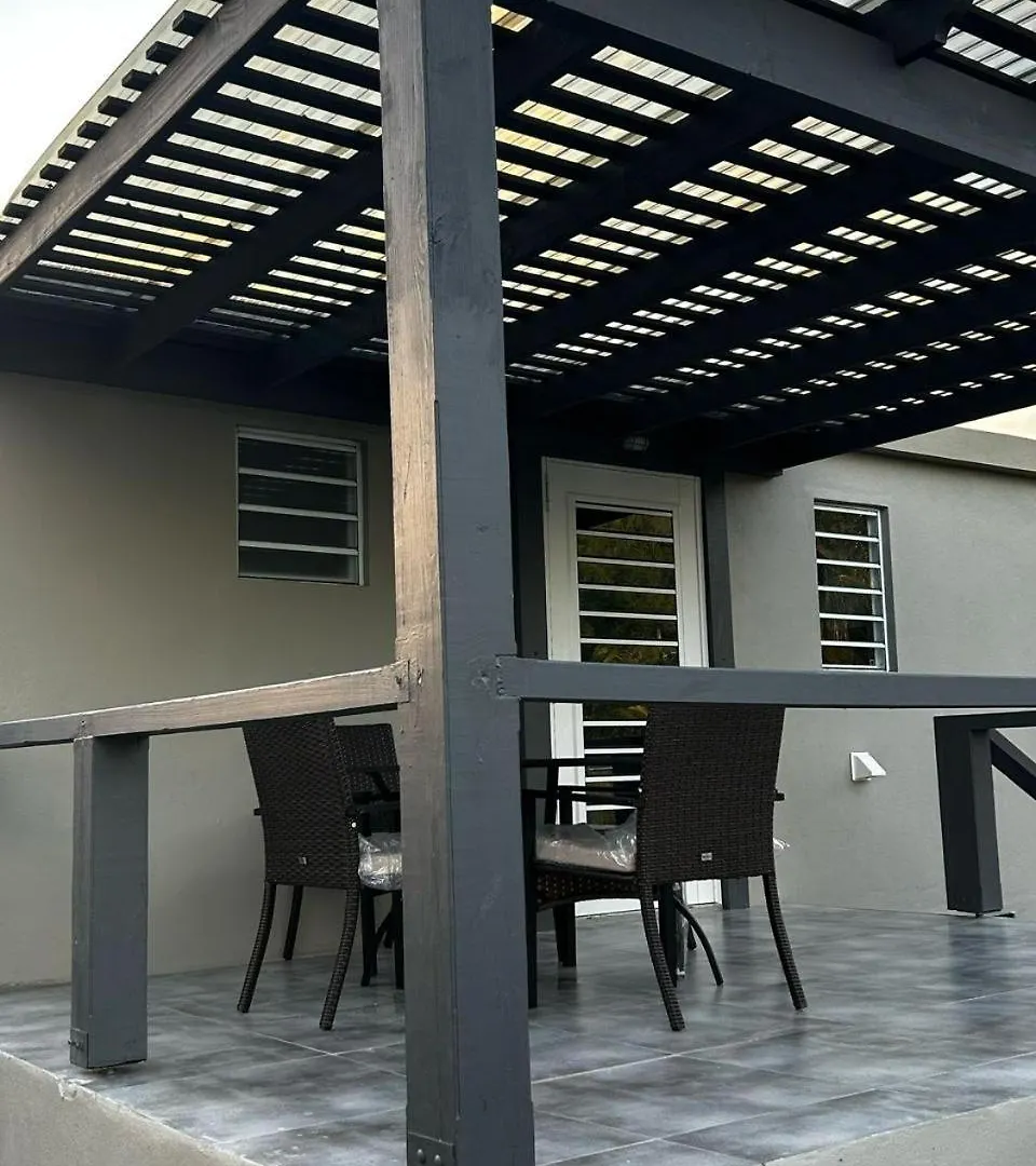 Апартаменты Xoop Homes - Ixora #1 St. John's