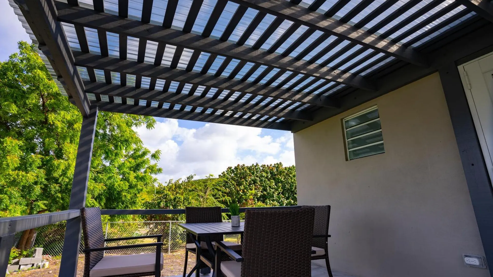 Xoop Homes - Ixora #1 St. John's 0*,  Antigua i Barbuda